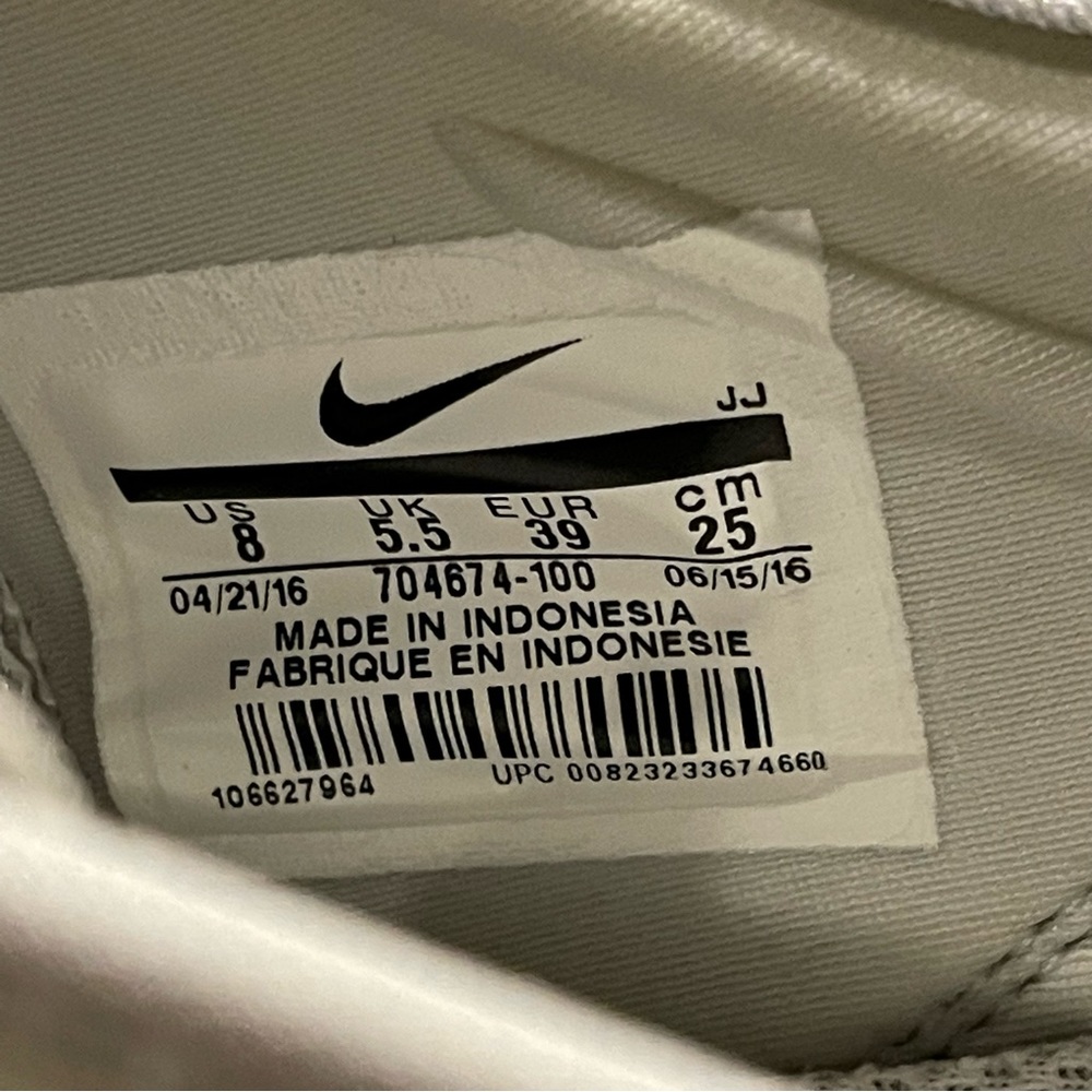 EUC Nike Free 5.0 TR Fit 5 Women’s White/Metallic Training Shoe - Picture 16 of 16